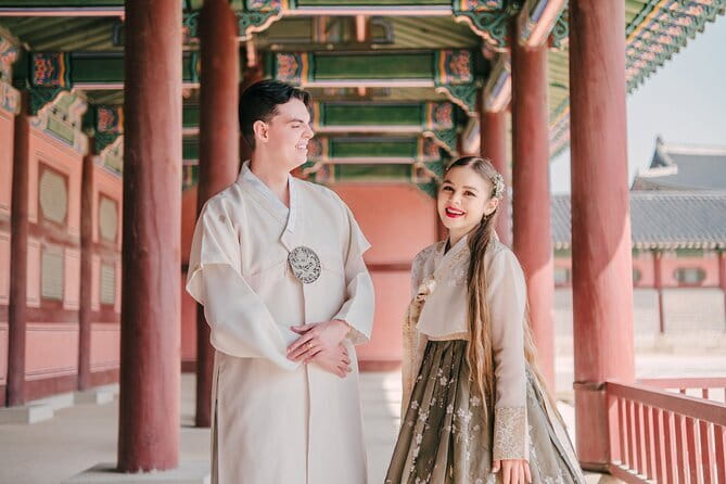 Hanbok Photoshoot and History Tour at Gyeongbokgung Palace - Key highlights worth knowing