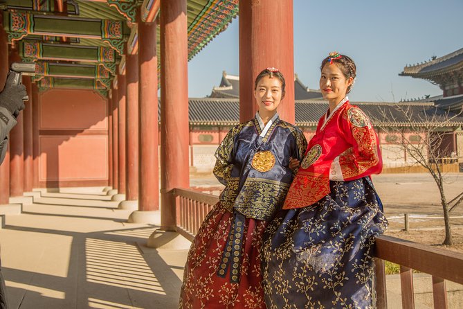 Hanbok rental, hanbok experience - Hairstyles, Hair Ornaments, and Accessories That Finish the Look