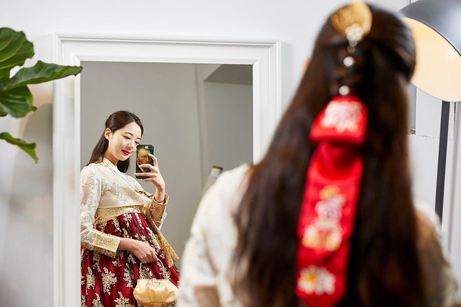 Hello Hanbok - Timing, Weather, and How to Avoid a Bad Day