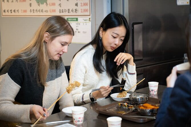 Hidden Stories & Flavors Market Food Tour - Seven Stops of Korean Street Food: Dumplings to Fish Cake