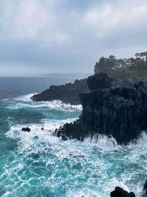 Jeju: Customized Shore Excursions For Up To 7 People - K-beauty with Olive Young plus personal color analysis