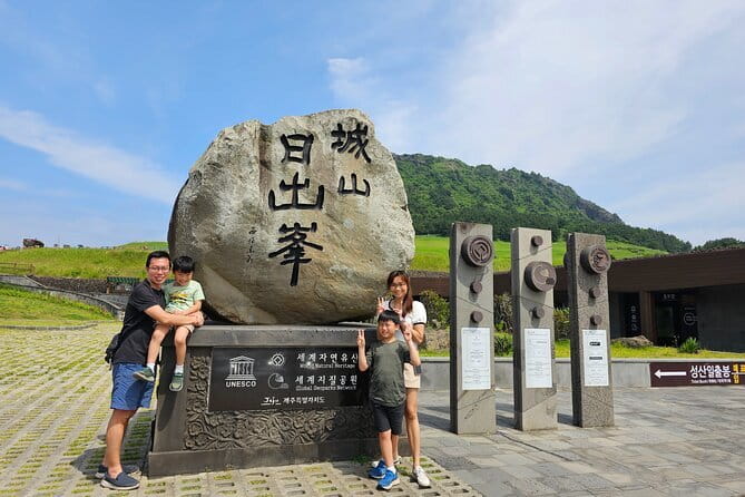 Jeju Eastern Cultural Exploration Day Tour - Pacing, Transfers, and What to Expect from a 9-Hour Loop