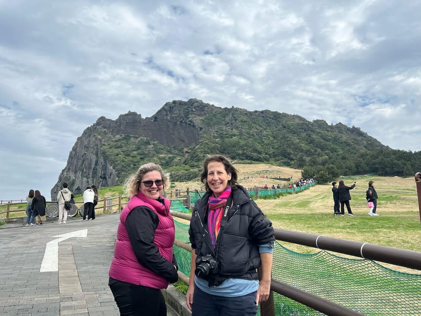 Jeju : For Cruise Guests UNESCO Highlights Jeju Island Tour - Timing stress test: how the schedule stays aligned with your ship