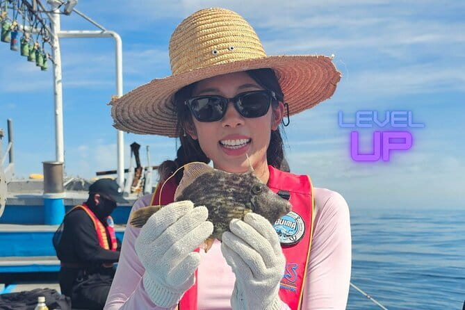 Jeju Hidden Gem Sea Boat Fishing Tour with Lunch - Why a sea-boat fishing tour near Jeju Airport fits real vacation schedules