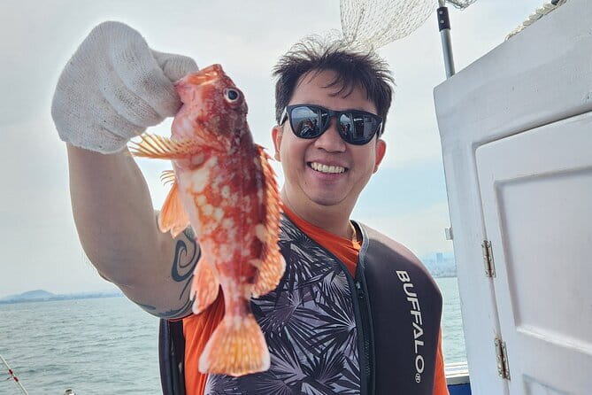 Jeju Hidden Gem Sea Boat Fishing Tour with Lunch - Meeting point and timing at 10:40, plus how to prepare