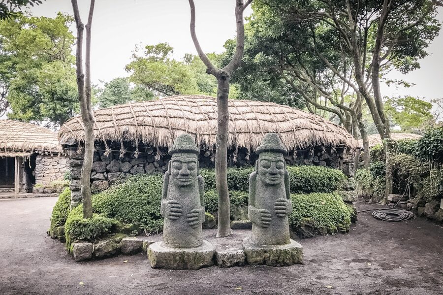 Jeju Island Day Tour for Cruise Ship Passengers - Seongsan Ilchulbong and Seopjikoji: The Volcanic View Combo