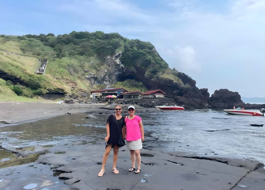 Jeju Island Day Tour for Cruise Ship Passengers - Group Tour vs Private Option: What You Gain, What You Trade