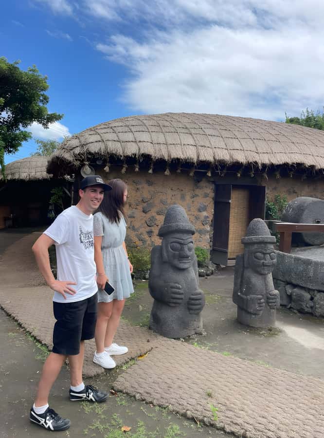 Jeju Island: Full Day Tour for Cruise Ship Passengers - How to pack and pace yourself for Hallasan and Seongsan Ilchulbong