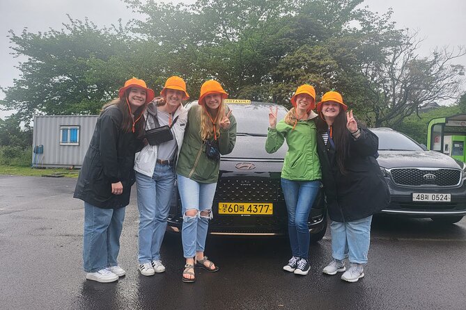 jeju island Jumbo taxi Private tour with Mr.Hong East of jeju - Seongeup Folk Village: living heritage and free entry time