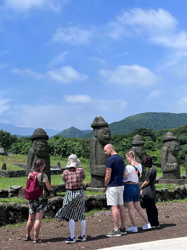 Jeju Island: Van Tour with a Guide Who Most Loves Jeju - Price and logistics: where the value really comes from