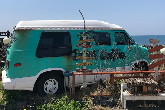 Jeju island: Van tour with a guide who the most loves JEJU - How the Seogwipo pickup and van setup helps you