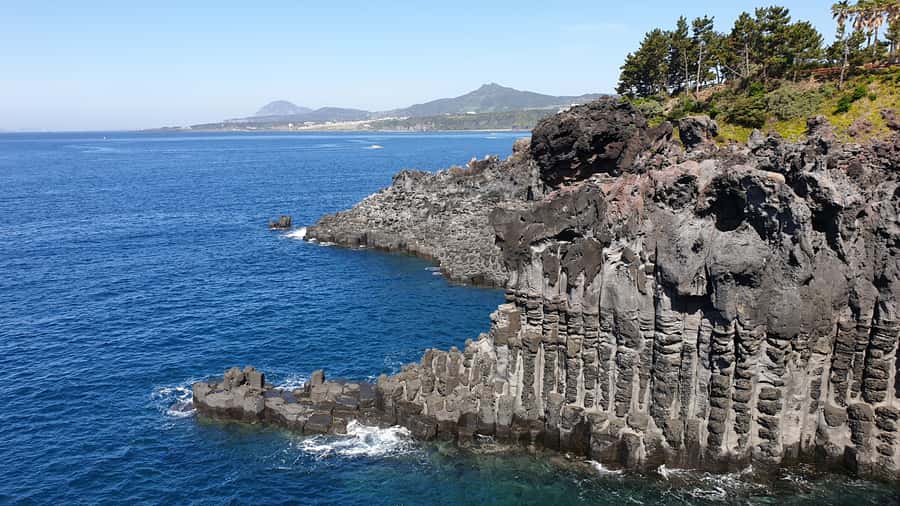Jeju: Mt. Hallasan Hike and UNESCO Sites Day Tour - Quick hits before you go