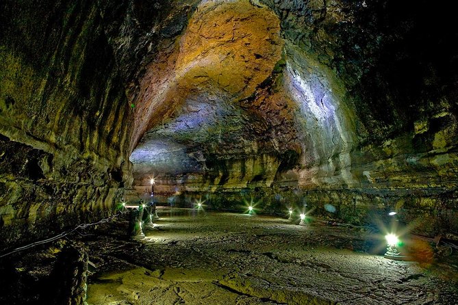 Jeju Premium Small Group UNESCO Day Tour - East Course - Lava caves and Manjanggul-style underground time: cool air after outdoor climbing