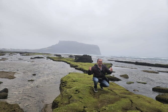 Jeju Private Half-Day Tour for Cruise Customers - Hamdeok Beach on Olle Course 19 for Emerald-Water Photo Stops