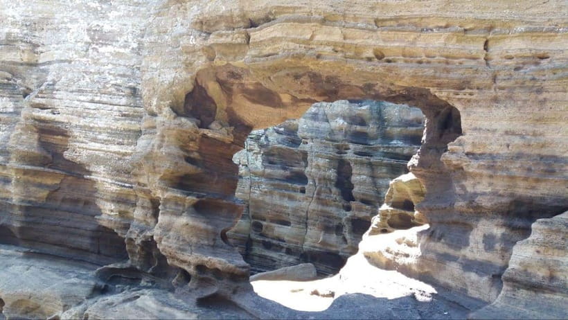Jeju: Private Tour with an English Guide and a Vehicle - Haenyeo culture stops: choose your style, performance or museum