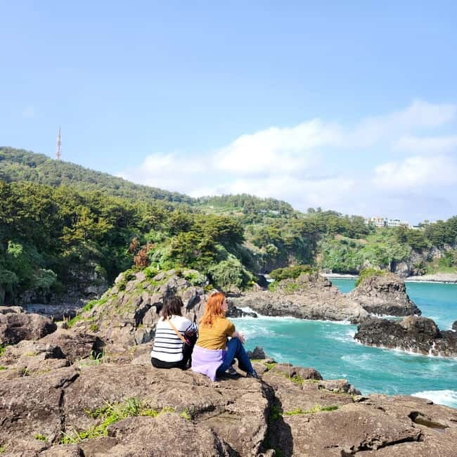 Jeju Southern: Mt.Hallasan and UNESCO Geopark Bus Tour - A one-day UNESCO route for Jeju’s south, in plain terms