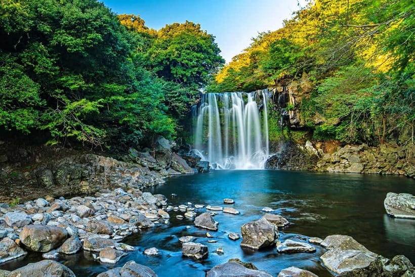 Jeju: UNESCO Day Tour for Cruise Guests - Seogwipo Olle Market, where your Jeju day gets food and souvenirs