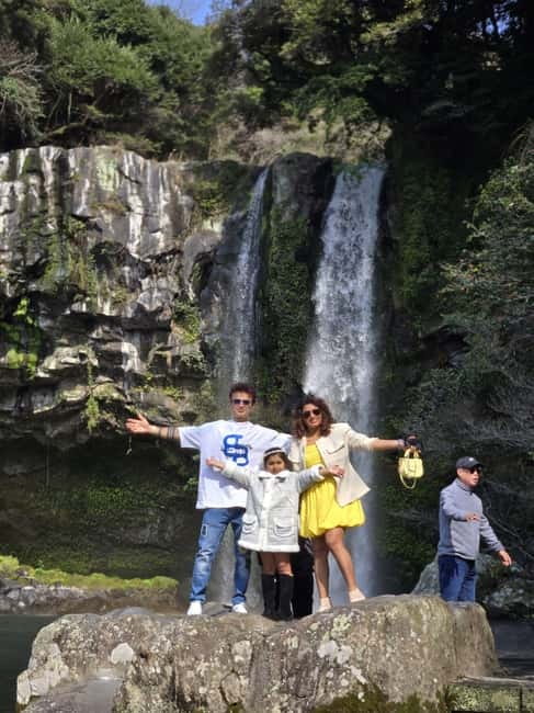 Jeju: West & South Full-Day Authentic Tour - Getting Started Smoothly: Pickup Spots, Timing, and What to Expect