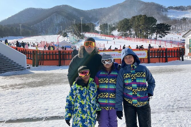 Jisan Ski Resort from Seoul by Shuttle(Opt Winter Skiing Package) - Seoul pickup that starts your ski day on rails