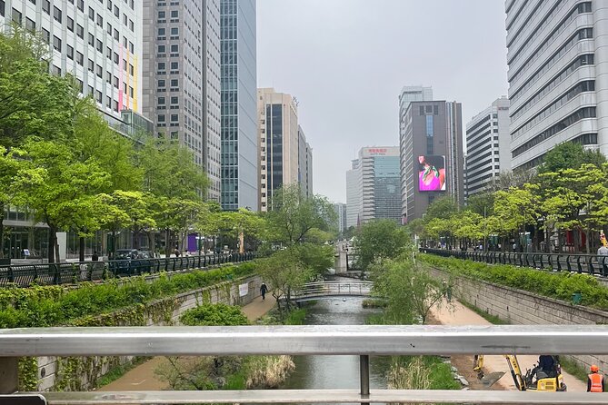[KoreaByLocal] Authentic Seoul Night Walk and Chicken & Beer - Stop 1: Cheonggyecheon Stream at Night, Where Seoul Slows Down