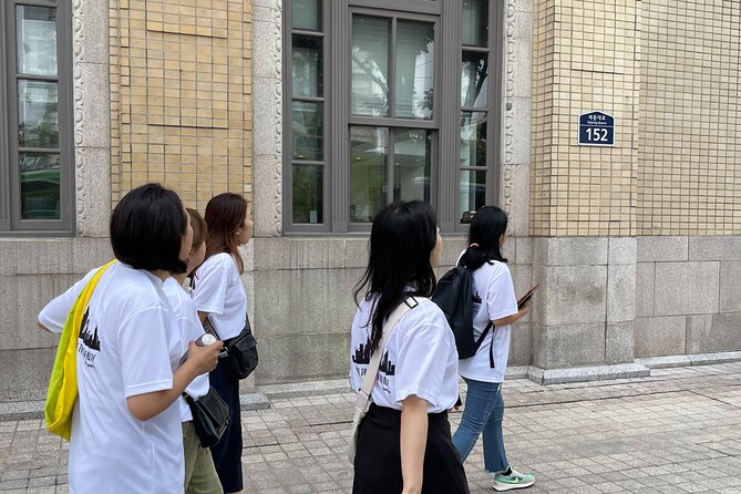 [Koreabylocal] Night Walk and Korean Barbaeque time with local - Booking call: should you choose this night walk and Korean BBQ?