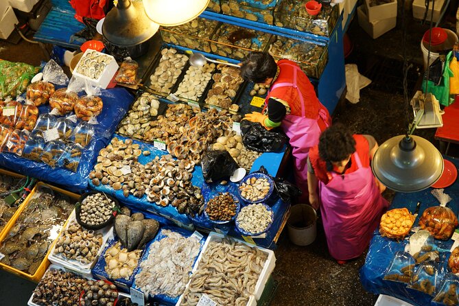 Korean Market Adventure with Chef Yie - Noryangjin Fish market - Timing, group size, and where you meet