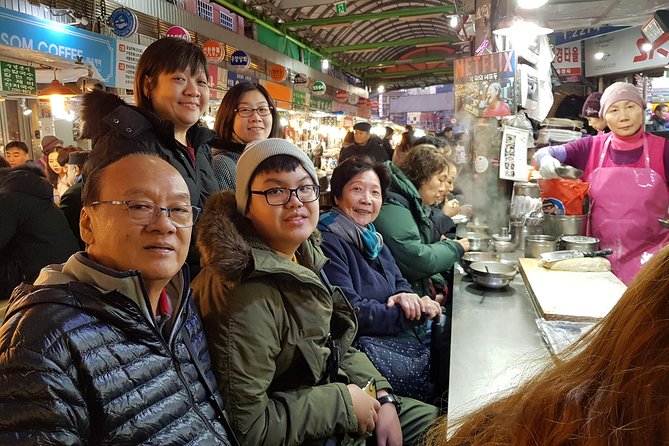 Layover Tour for essential Seoul City & Gourmet tour(Incl. Lunch) - Bukchon Hanok Village, plus the museum stops that explain what you see