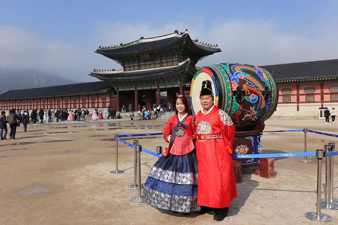 Layover Tour from Incheon Airport to Seoul with a Tour Specialist - Blue House Stop: Controlled Access, Quick Context, Don’t Overplan It