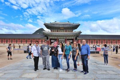 Layover Tour from Incheon Airport to Seoul with a Tour Specialist