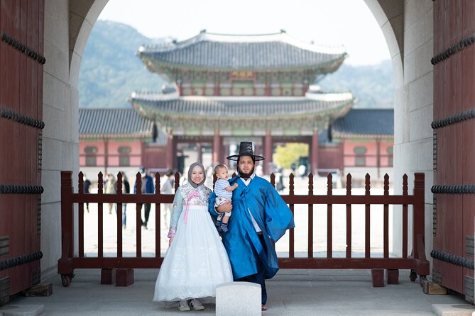Layover Tour from Incheon Airport to Seoul with a Tour Specialist - Jogyesa Temple: Calm Architecture in a Busy City