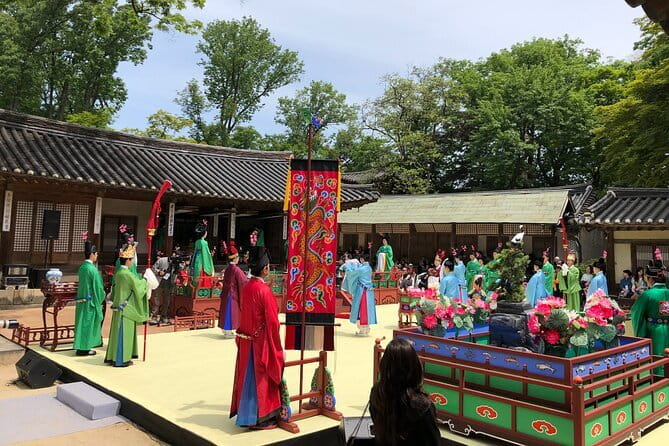 Lee’s Private 4-hour Customized Seoul Tour - Key takeaways