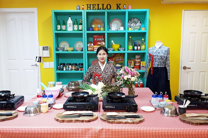 Local Home Korean Cooking Class & Market Adventure in Seoul - The little extras that make it feel personal (not touristy)