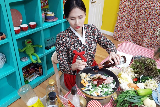 Local Home Korean Cooking Class & Market Adventure in Seoul - Mangwon market adventure: street snacks, herbs, and what to look for