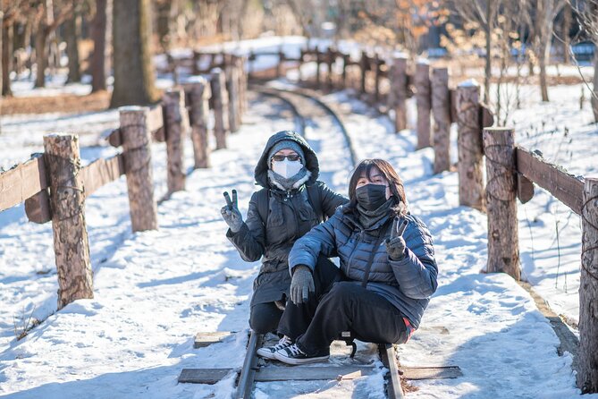 Make Your Trip Around Nami Island With an Expert(DSLR option) - The Garden of Morning Calm: 1.5 hours for flowers, trees, and calm pacing