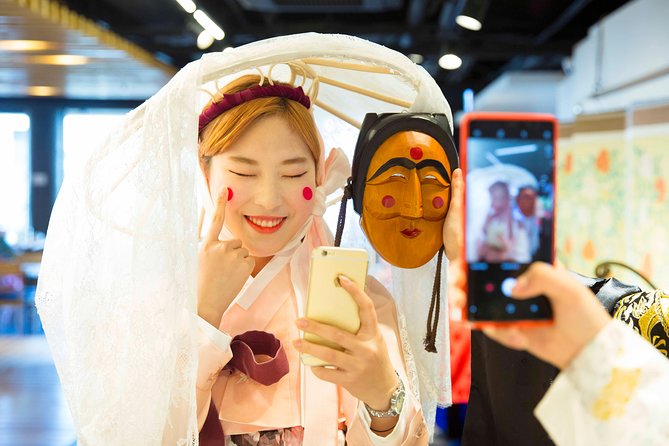 N Seoul Tower Hanbok Rental - What You Are Really Buying at N Seoul Tower Hanbok Rental
