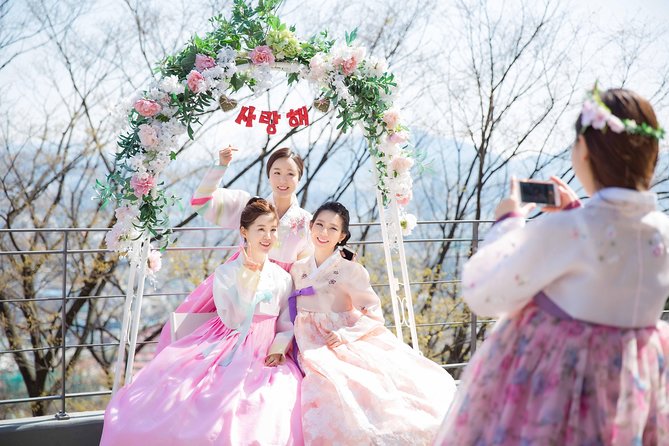 N Seoul Tower Hanbok Rental - Choosing Hanbok and Jewelry, and Getting Your Hair Ready
