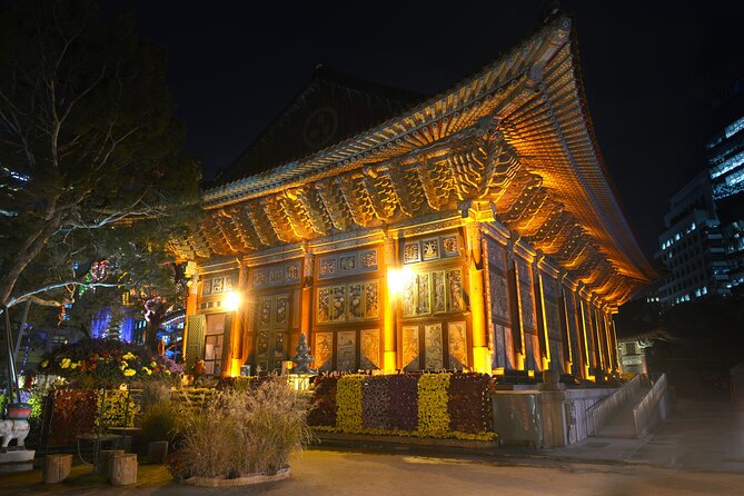 Night Flexible Private Guided Tour in Seoul(Optional Layover) - Kwangjang Market at night: where guided snacks beat guessing