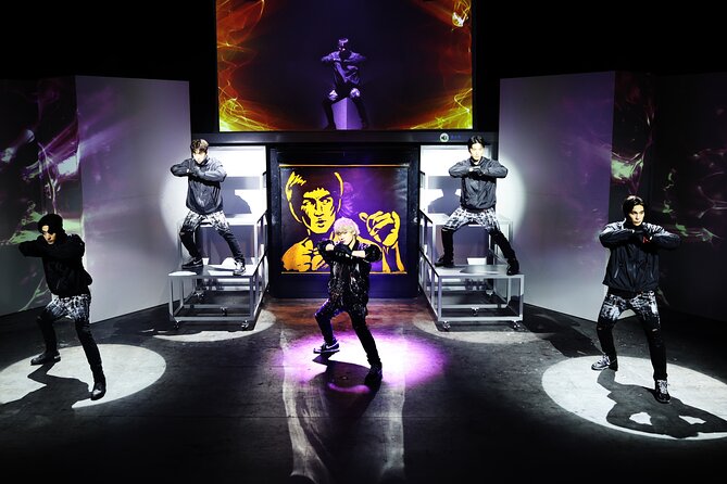 Painters Show in Gwanghwamun Theater (nearby Seodaemun station) - Music, comedy, and audience participation without the language problem