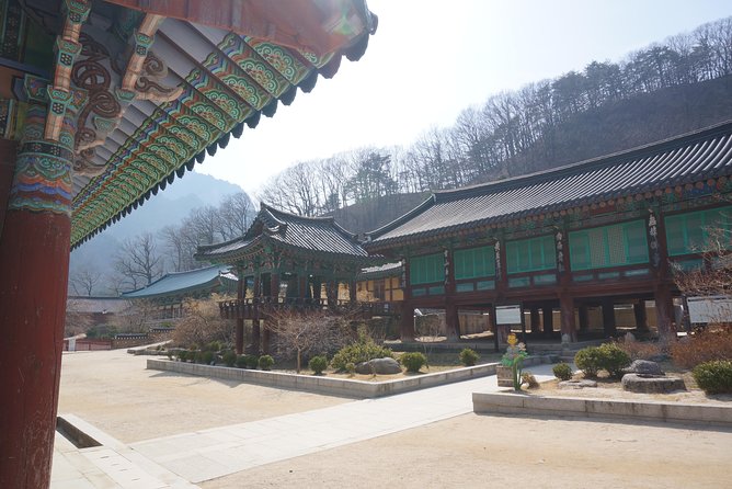 [Premium Private Tour] Mt Seorak & East Sea or Nami island from Seoul - Dongmyeong Port Lighthouse in Sokcho: the view stop that resets the day