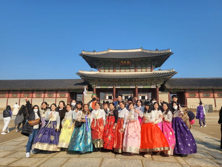 Private Customized Seoul Tour with Your Korean Buddy - Classic Seoul Route: Palaces, Hanok Streets, Samcheongdong, and Insadong