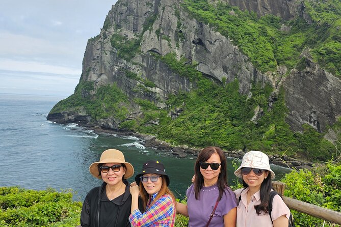 Private Day tour on the fantasy island for CRUISE customers - Why this Jeju cruise day tour works so well