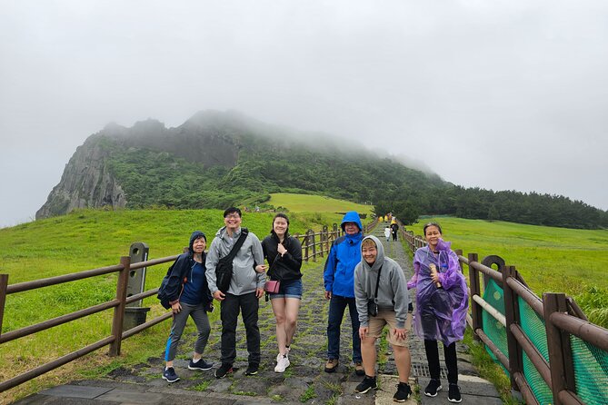 Private Day tour on the fantasy island for CRUISE customers - Jeju haenyeo culture and why it fits a short day