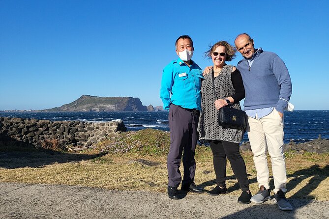 Private Day Tour With Best Jumbo Taxi Driver Tour in jeju island - Why this jumbo taxi route works on Jeju’s “must-see” day