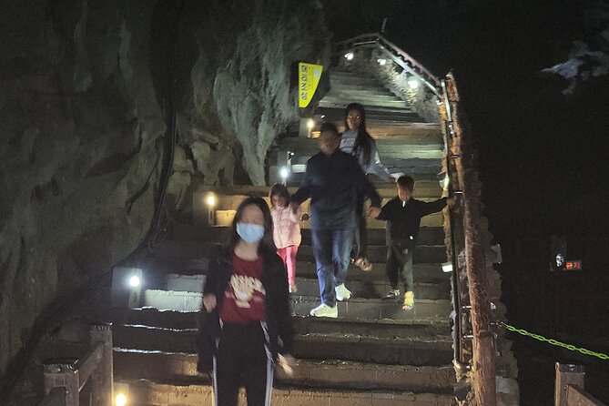 Private Day Tour With Best Jumbo Taxi Driver Tour in jeju island - Jeju Stone Park: stone culture and museum-style time