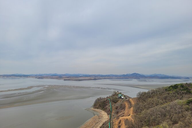 Private DMZSPYTOUR from Incheon Airport - Lunch With a North Korean Defector: Why It Changes the Day