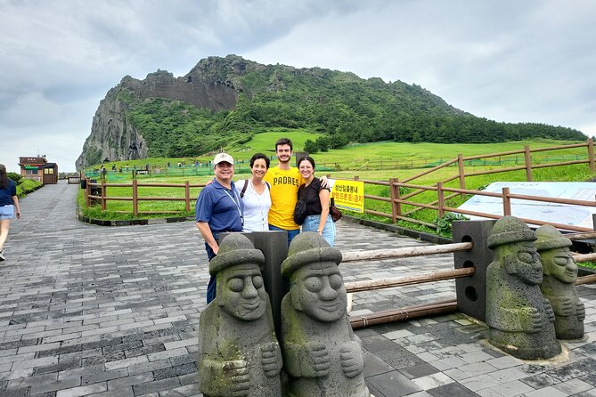 Private Full Day Tour World Natural Heritage & UNESCO in jeju - How the English audio and the driver support work in real life