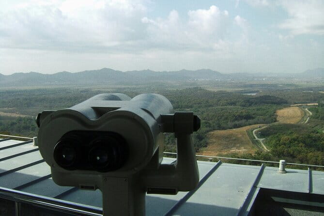 Private Guided Tour in DMZ with Lake (Optional Incheon Layover) - Price and value: what $200 per person actually buys you