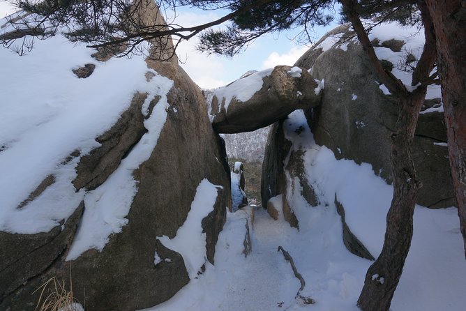 Private Hiking tour to Bukhansan Peak(Baegundae: 836.5m) with Mountain Expert - Choosing your route: how customization changes the whole experience