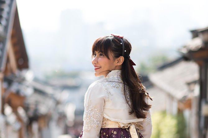 Private Palace Photo Shoot in Seoul with a Photographer - What you get from the photographer and tour support