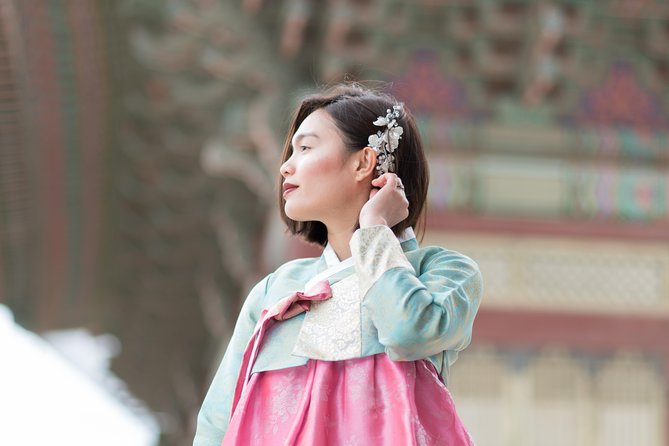 Private Palace Photo Shoot in Seoul with a Photographer - Getting there in Jongno: meeting point and practical setup
